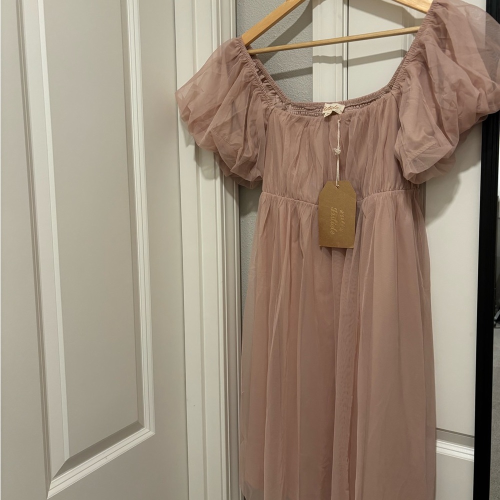 Listicle Blush Women’s Dress